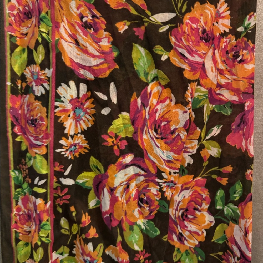Vera Bradley oblong Brown Floral Rose Knit Scarf 28x78